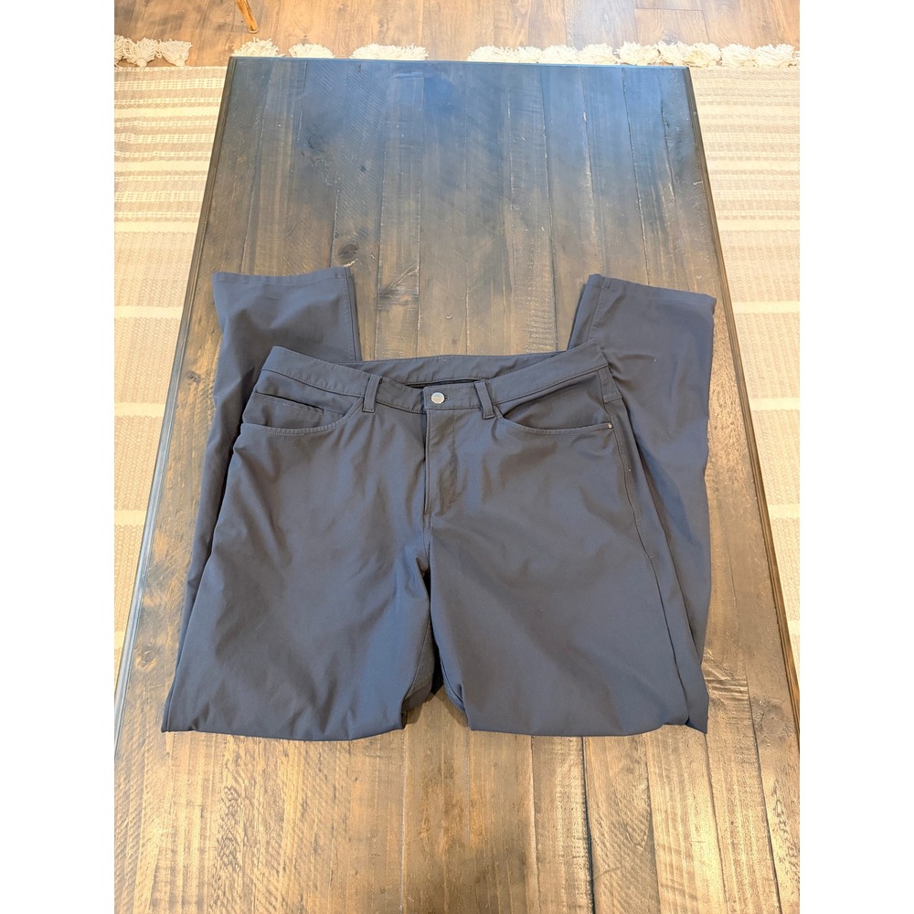Lululemon Commission Pant Classic Warpstreme Black Mens 34 x 32